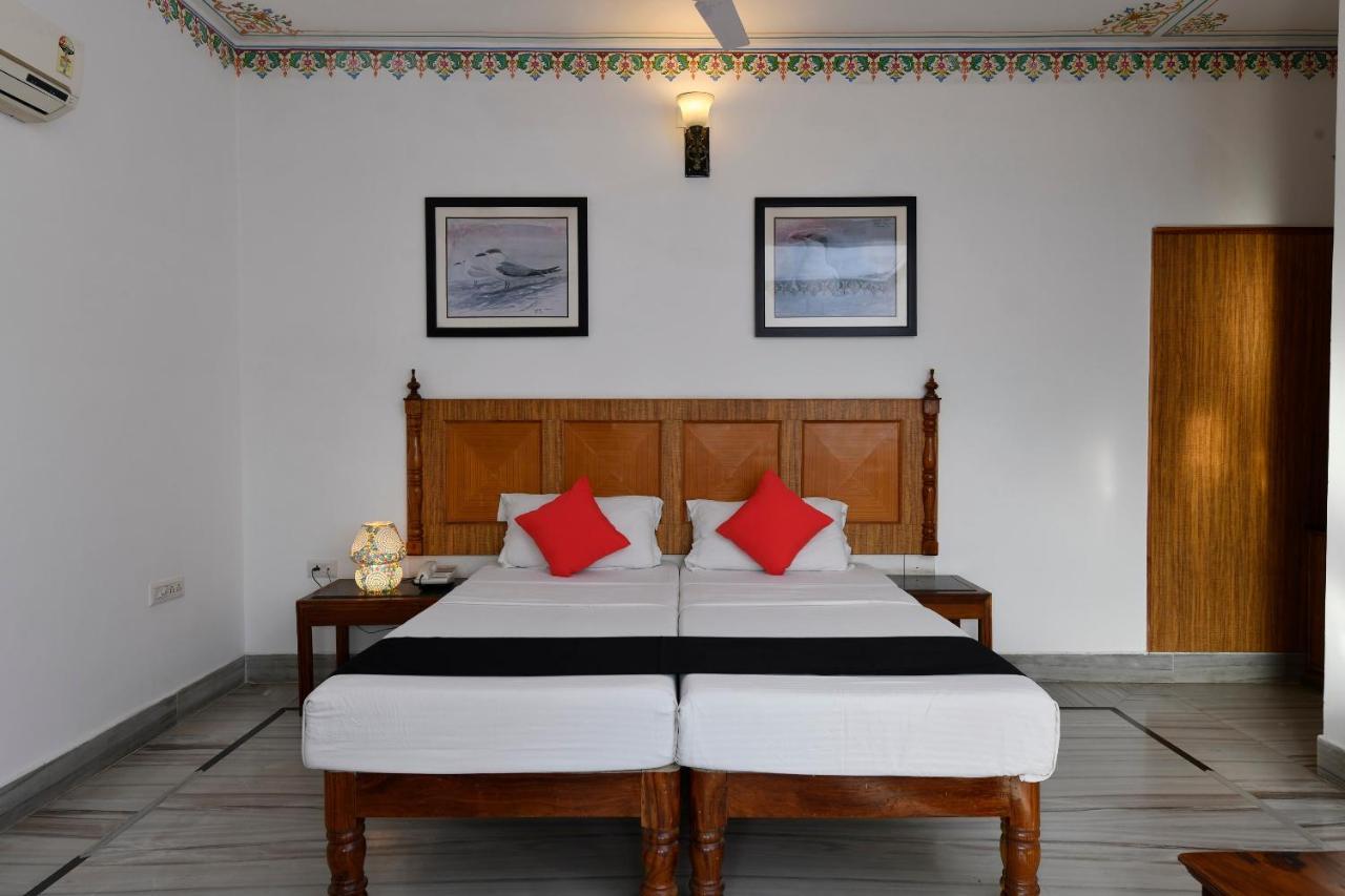 Hotel Sunbird Bharatpur Exterior foto